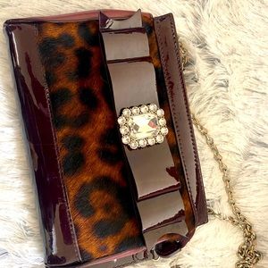 Cross body purse